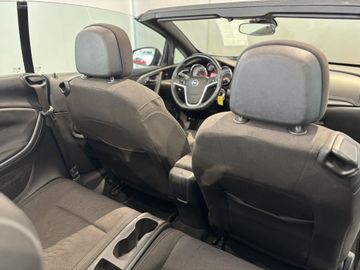 Fotografie des Opel Cascada 1.4 Turbo Start/Stop Edition
