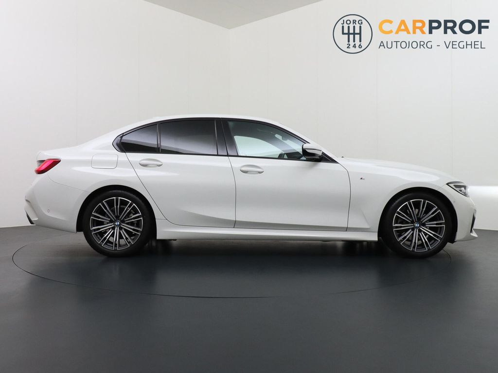 BMW 320 3-serie 320i High Executive M-pack | kamera