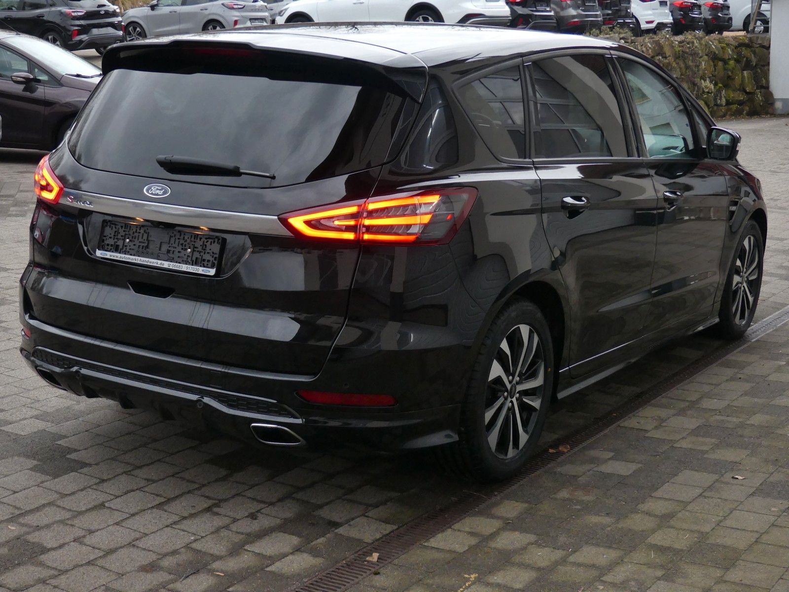 Fahrzeugabbildung Ford S-Max ST-Line - 7 Sitze, Memory Funktion*241PS