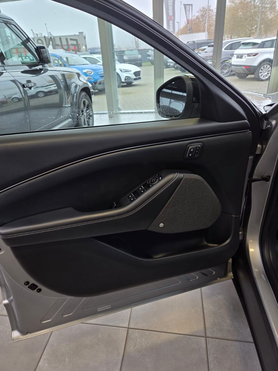 Fahrzeugabbildung Ford Mustang Mach-E Basis