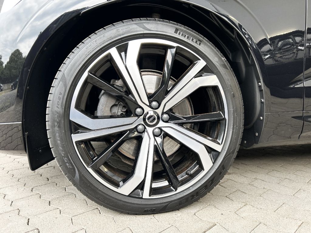Volvo XC60 R Design AWD B5 Diesel EU6d Bowers+Wilkins 