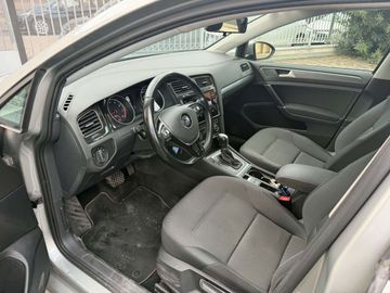 Volkswagen Golf - 7