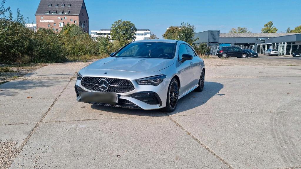 Mercedes-Benz CLA 200