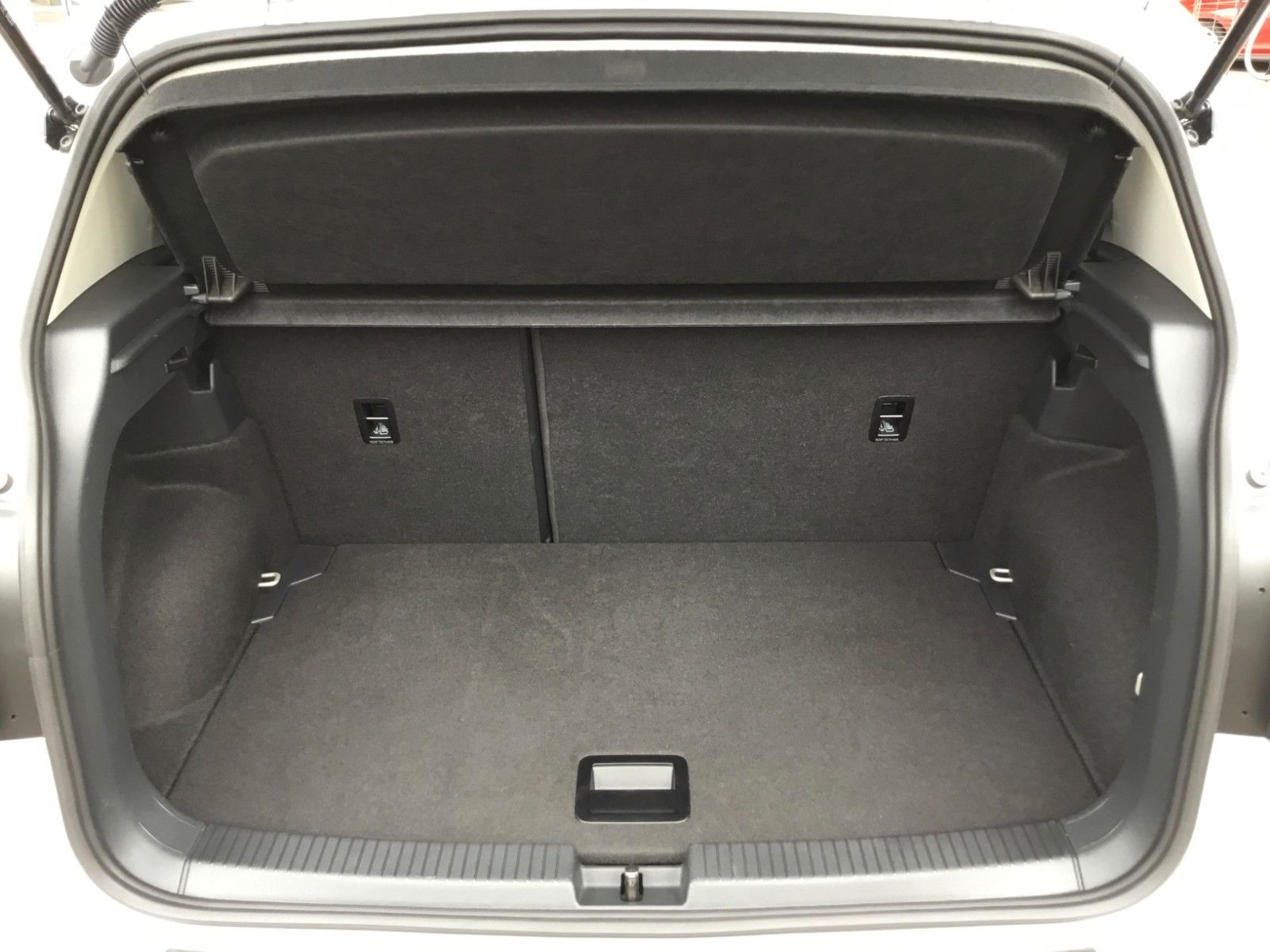 Fahrzeugabbildung Volkswagen T-Cross 1.0 TSI DSG GOAL+AHK+ACC+AppConnect+LED