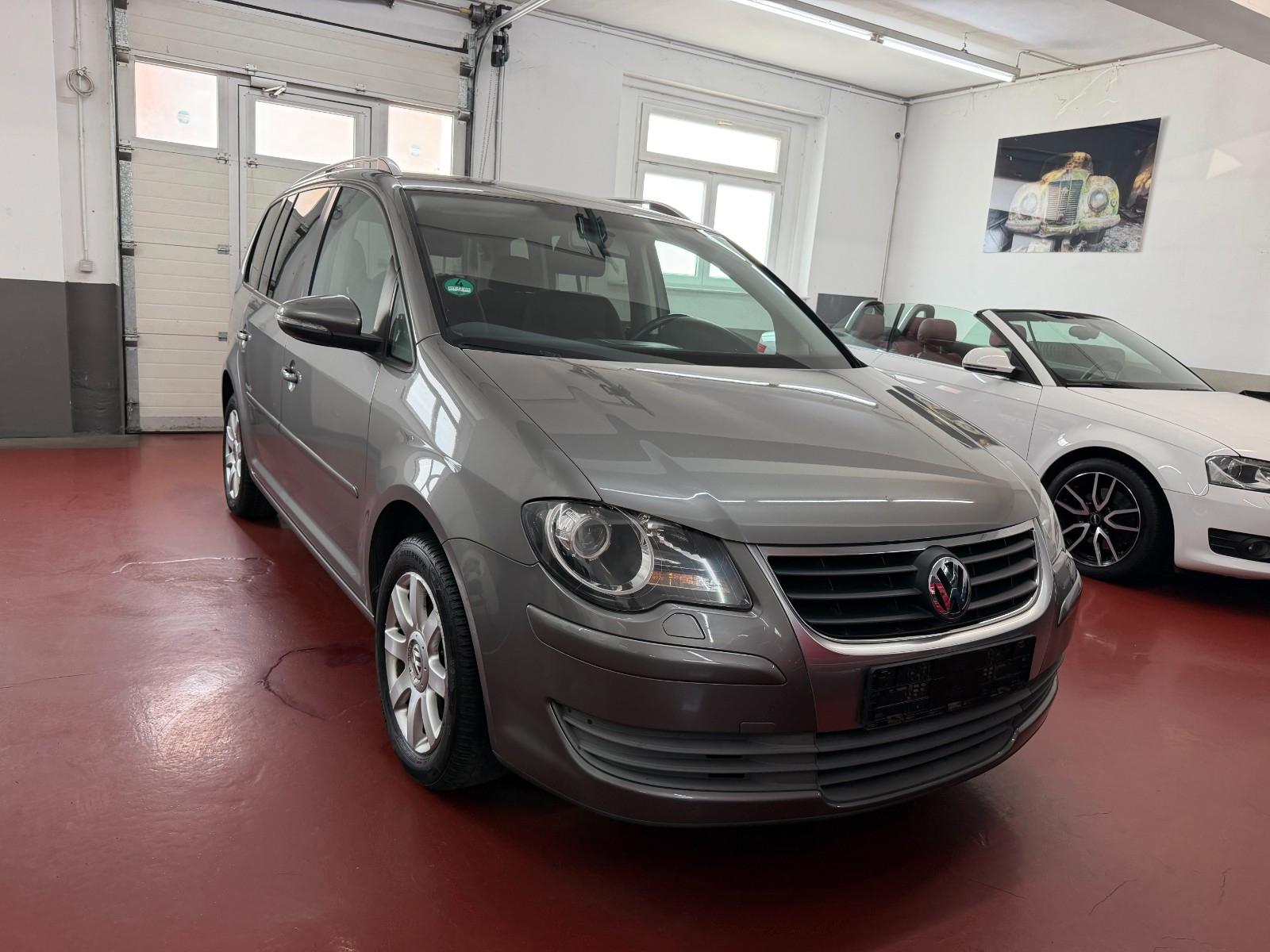 Volkswagen Touran 1.6 Freestyle