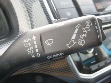 Fahrzeugabbildung Volkswagen move up! GRA KAMERA PDC SITZH. CLIMATR. 1.HD