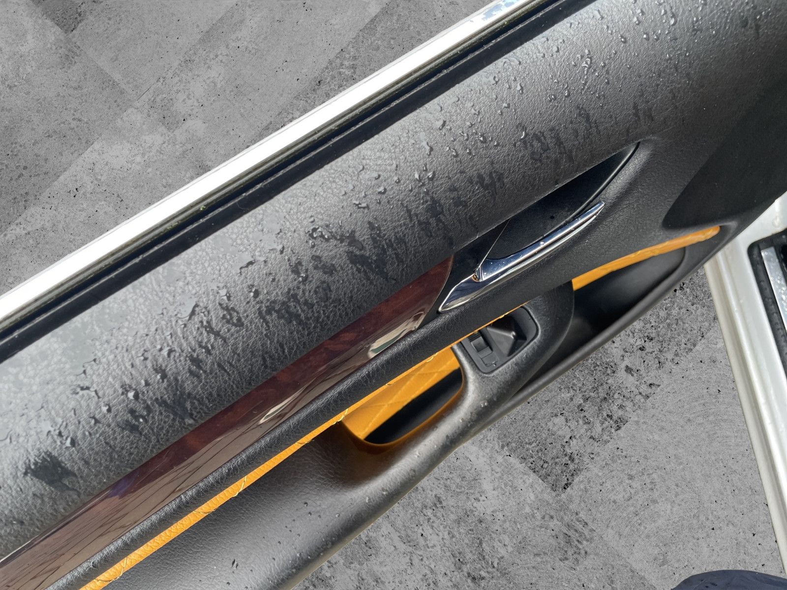 Fahrzeugabbildung BMW 320 Lim. Navi*Xenon*Shzg*Klimaauto