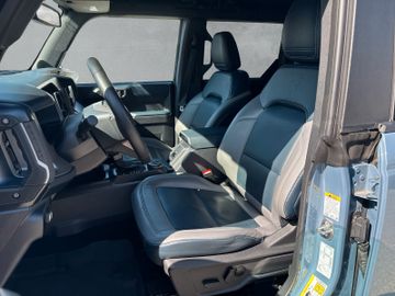 Ford Bronco - 9