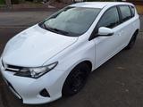 Toyota Auris Cool 1,4-l-D-4D Cool - Toyota Auris mit Diesel-Antrieb: 1.4