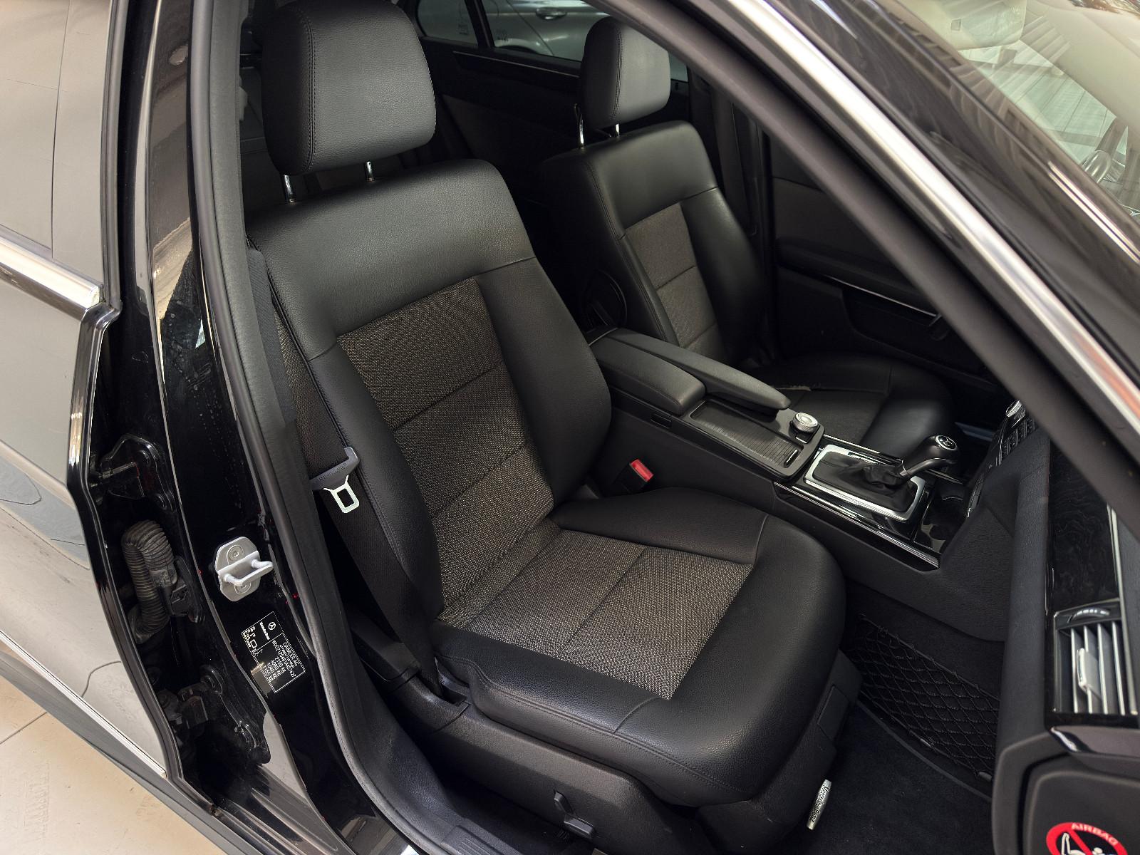 Mercedes-Benz E 200 Avantgarde, TÜV NEU,Automatik, Navi, Xenon
