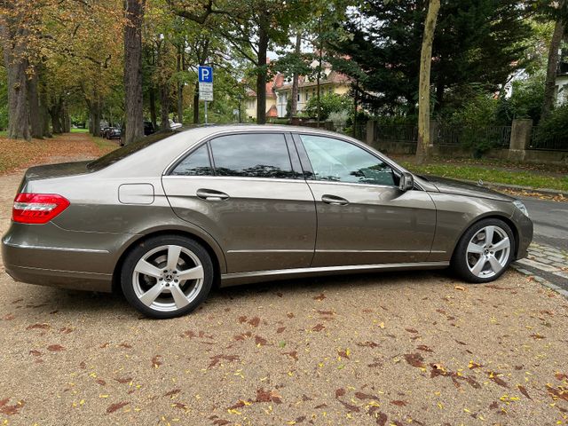 Mercedes-Benz E 350 CDI 4Matic  Lim./AHK/Sitzv.Memory/2Hand