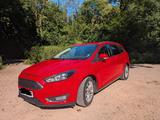 Ford Focus 1,0 EcoBoost Platinum TÜV 6/28 Scheckheft  - Ford Focus: 1.6