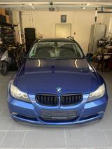 BMW 318i touring -