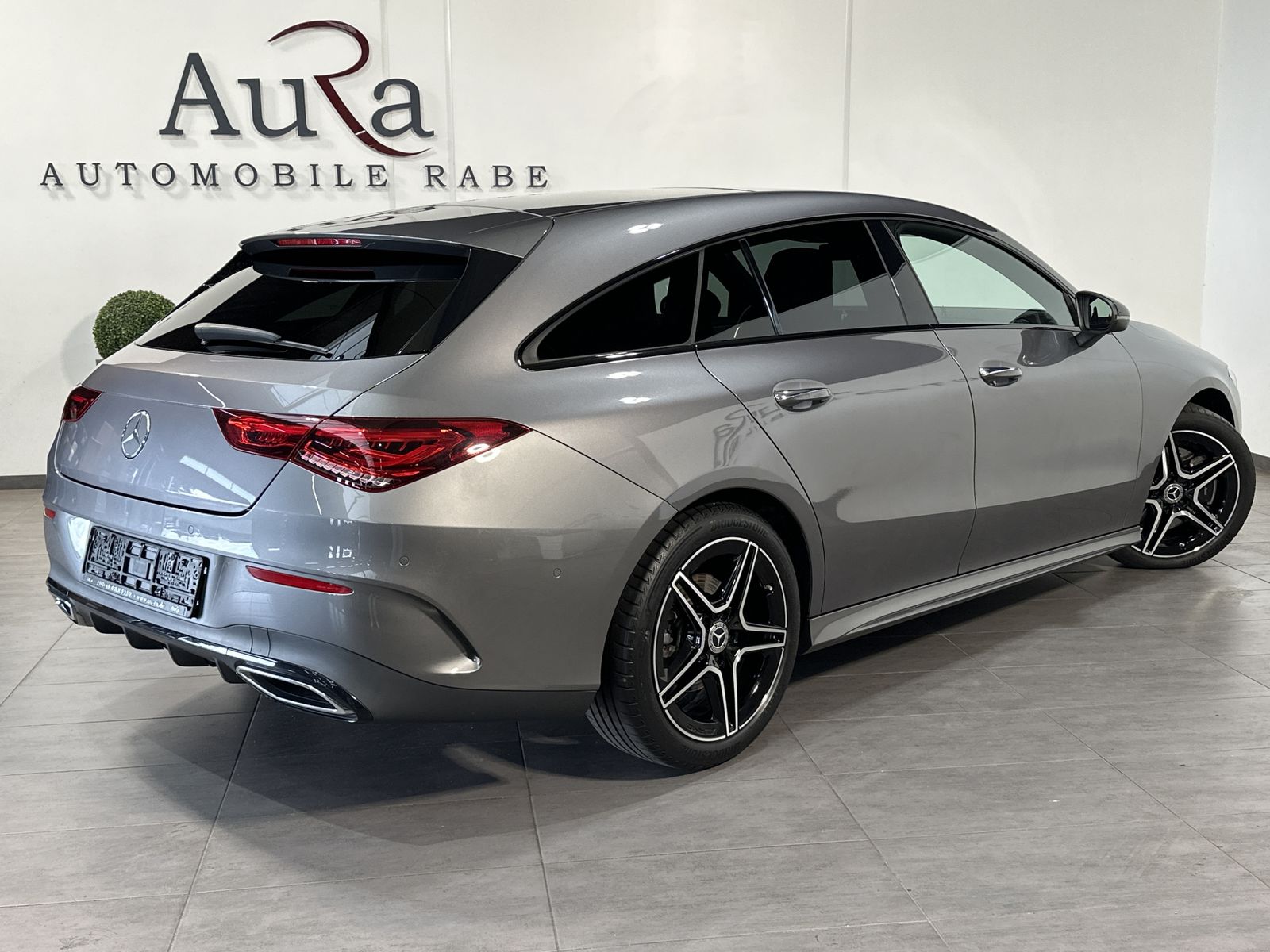 Fahrzeugabbildung Mercedes-Benz CLA 220 Shooting Brake d AMG-Line NAV+LED+PANORA