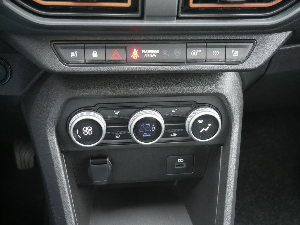 Fahrzeugabbildung Dacia Sandero Stepway Expression TCe 110 SHZ NAVI LED