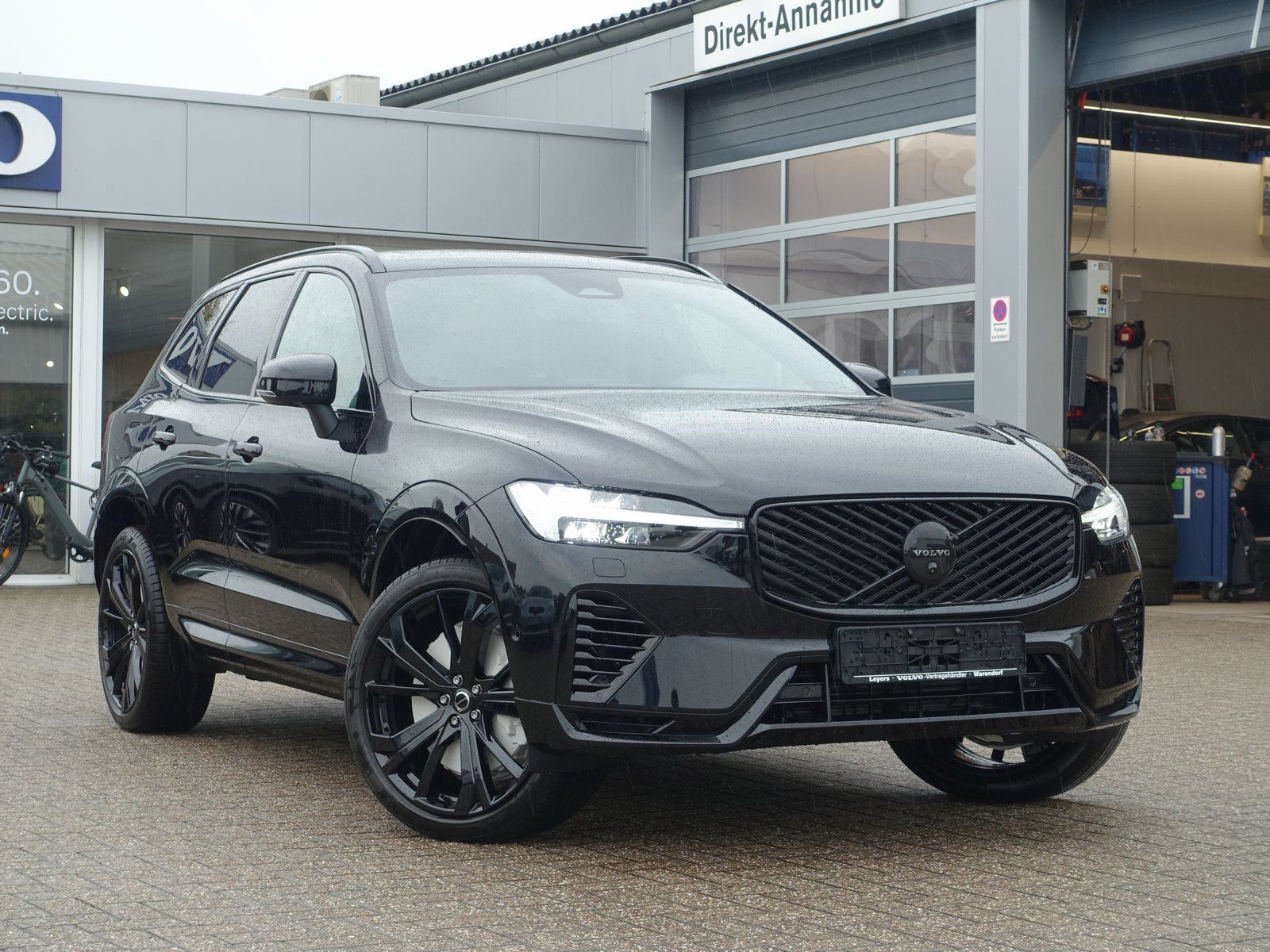 Volvo XC60 Black Edition T6 AWD Plug-in/H&K/Pano/AHK imagem 3