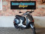 Vespa GTS 125  Super Sport/Supersport Euro 5+ Modell - VESPA GTS 125 SUPER SPORT