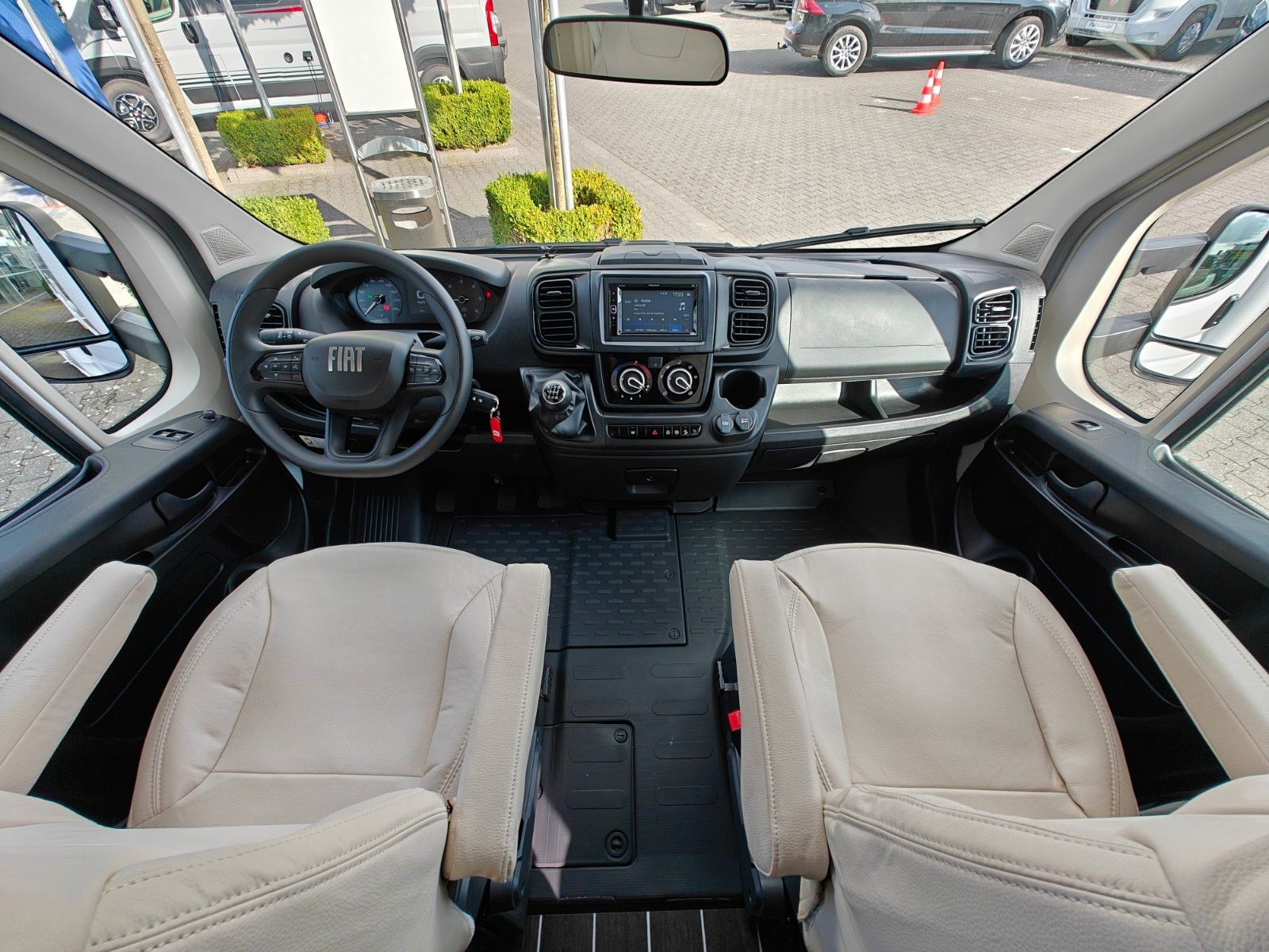 Fahrzeugabbildung XGO Dynamic 98 Plus - Modell 2025