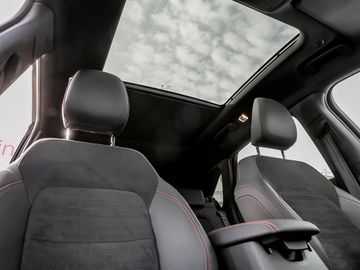 Ford Kuga 2.5 Plug-In Hybrid ST-Line X Stauassistent