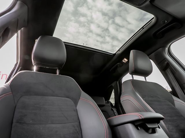 Ford Kuga 2.5 Plug-In Hybrid ST-Line X Stauassistent
