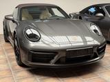 Porsche 992 911 Targa 4 GTS *MANUFAKTUR BI-COLOR*BOSE*SP - Porsche 992 in Köln