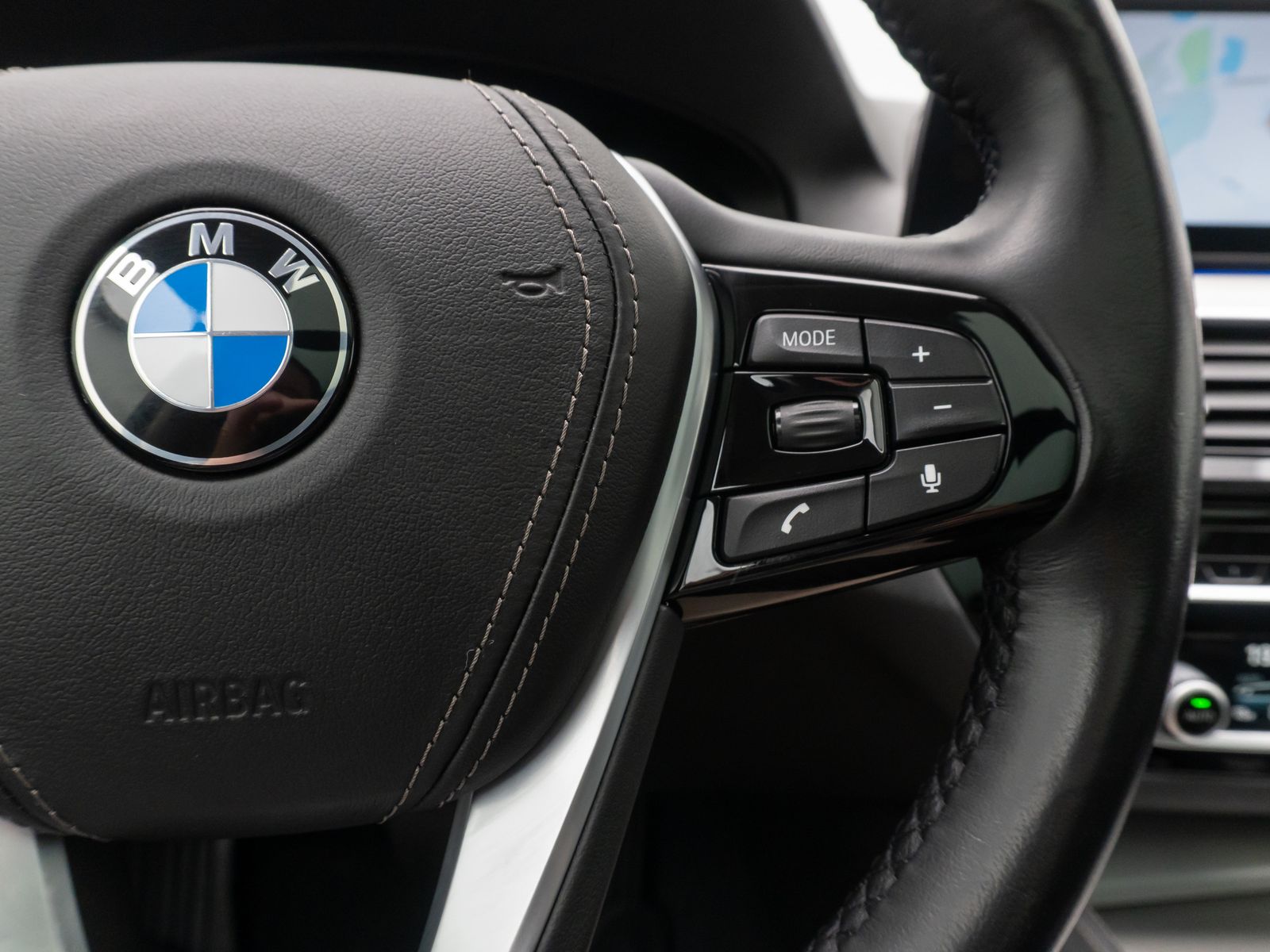 Fahrzeugabbildung BMW 540i xD Luxury Line HUD DAB Massage Panorama AHK