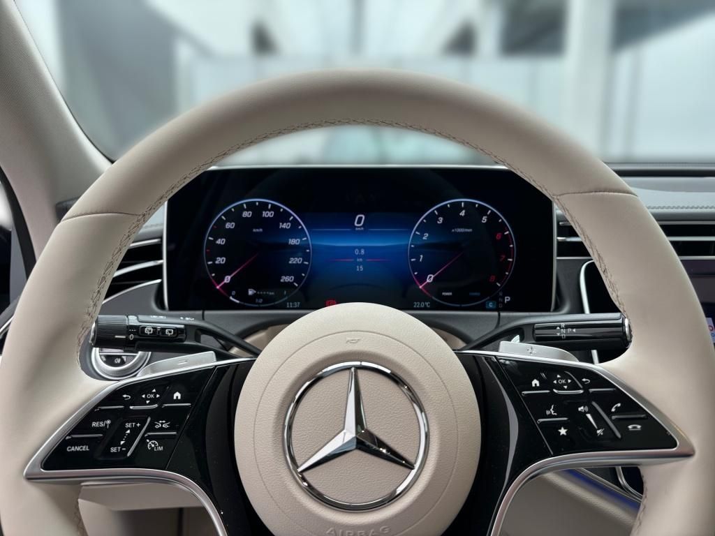 Fahrzeugabbildung Mercedes-Benz E 450 4M T-Modell +EXCLUSIVE-PREMIUM+ENERGIZING+