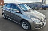 Mercedes-Benz B 170 Autom.Klima Ganzjr. PDC wenig KM Garantie - graue Mercedes-Benz B 170