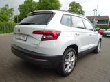 Skoda Karoq Style 4x4 LED NAVI KAMERA LEDER AHK PDC - Skoda Gebrauchtwagen in Bielefeld