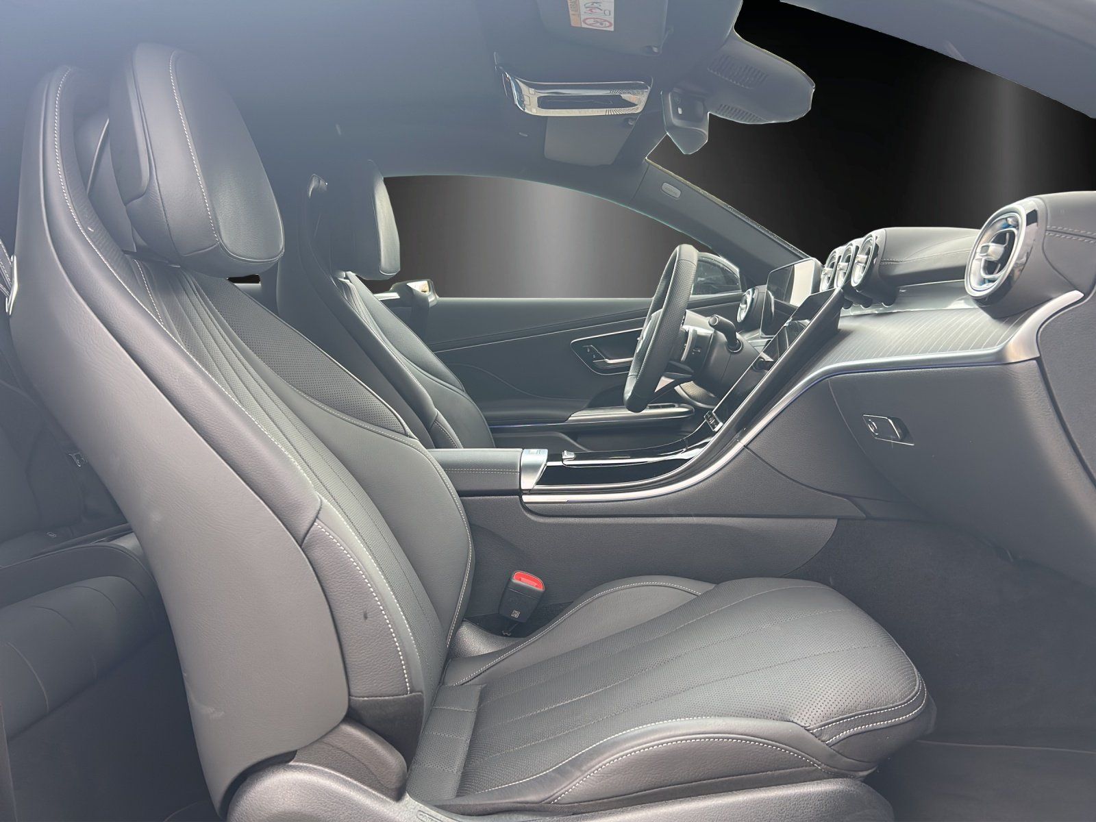 Fahrzeugabbildung Mercedes-Benz CLE 220 d Coupé AMG PSD AHK Burmester DISTR 360°