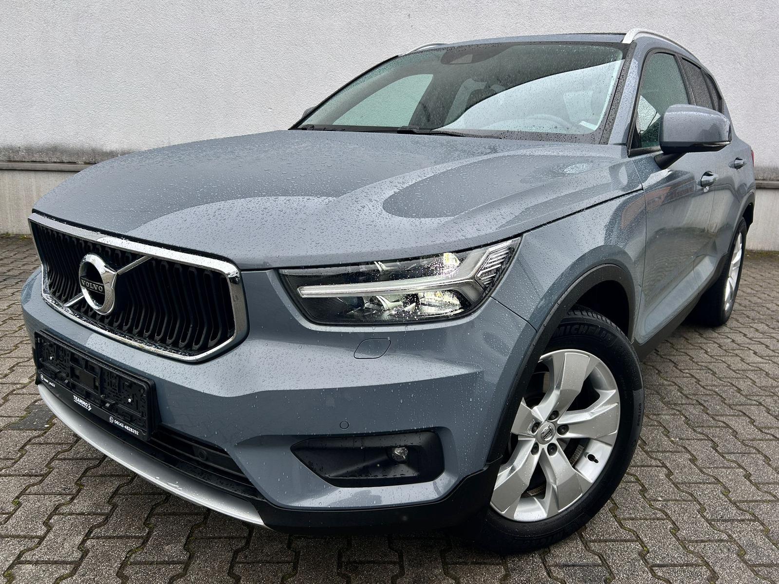 Volvo XC40 Momentum Pro AWD|1.HD|AHK|PANO|KAMERA|SPUR