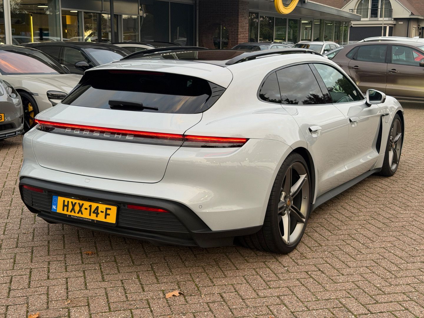 Porsche Taycan Sport Turismo 4S 93 kWh / SOH 94.5 % / Pa imagem 3