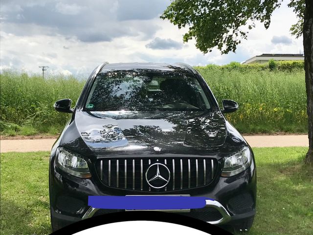 MERCEDES-BENZ GLC 220 d 4MATIC AMG Line Autom. AMG Line