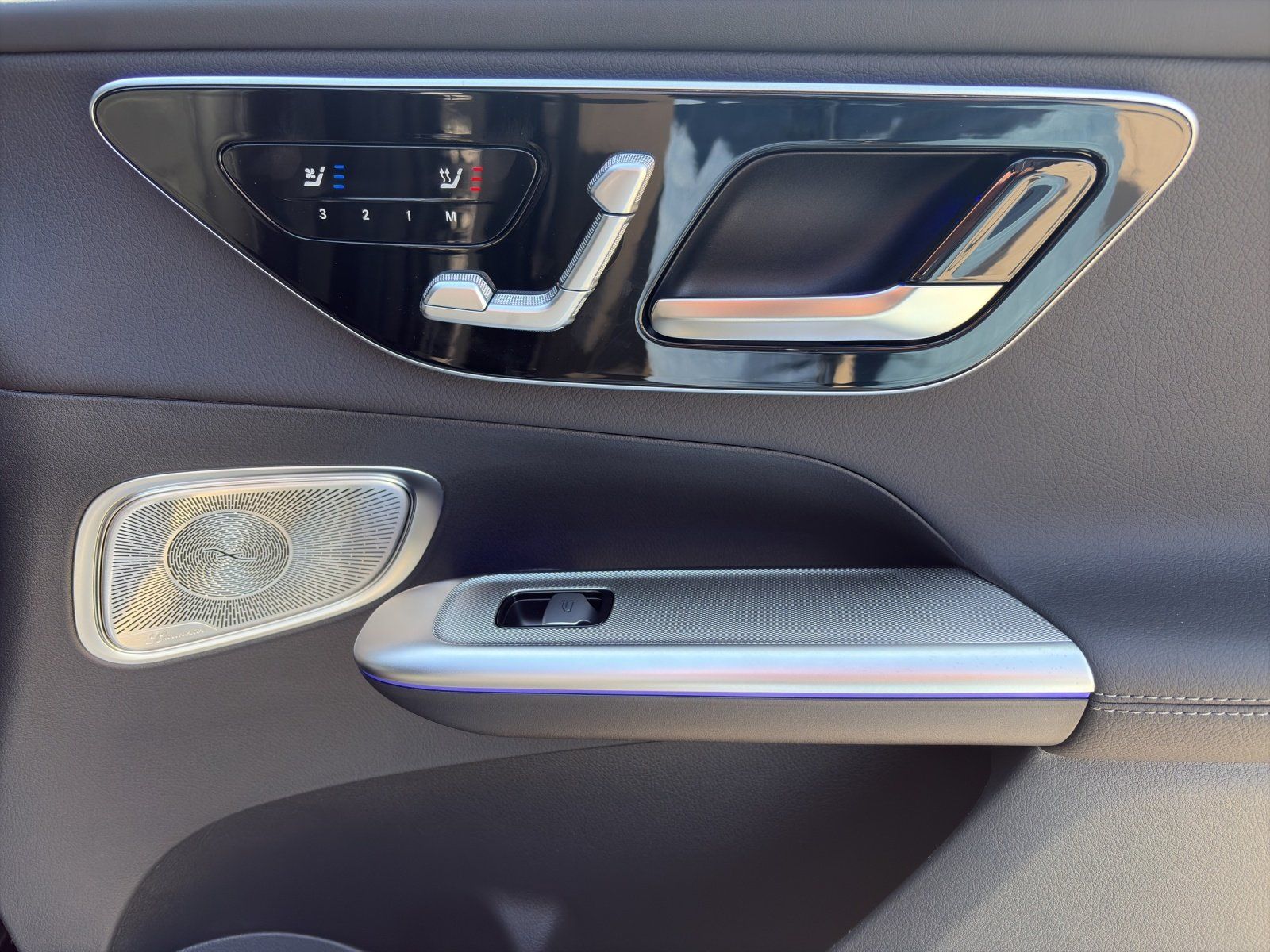 Fahrzeugabbildung Mercedes-Benz GLC 450 d 4M AMG 360° DIGITAL AHK Distro BURME
