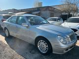 Mercedes-Benz E220 CDI Elegance, Xenon, Klimaautomatik, 1.Hand - gebrauchte Mercedes-Benz E 220 aus dem Jahr 2003