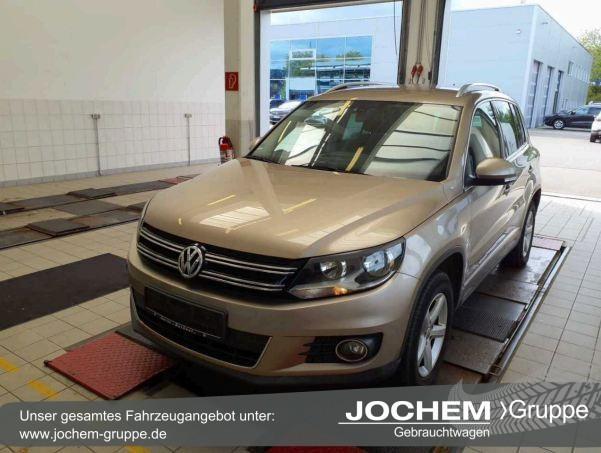 Volkswagen Tiguan 2.0 Sport&Style 4Motion+AHK+17"+DSG+Alcan