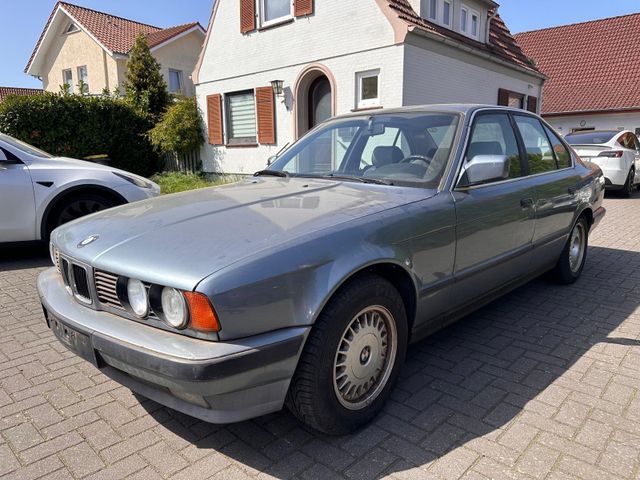 BMW 525