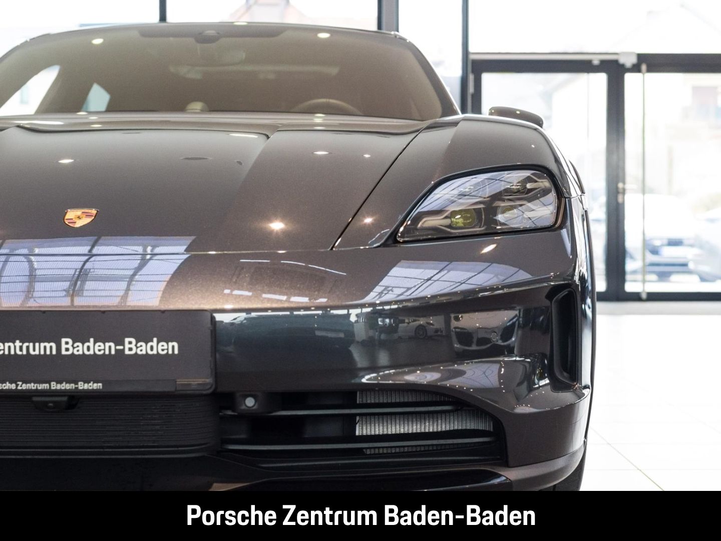 Porsche Taycan 4S Cross Turismo HA-Lenkung InnoDrive imagem 2
