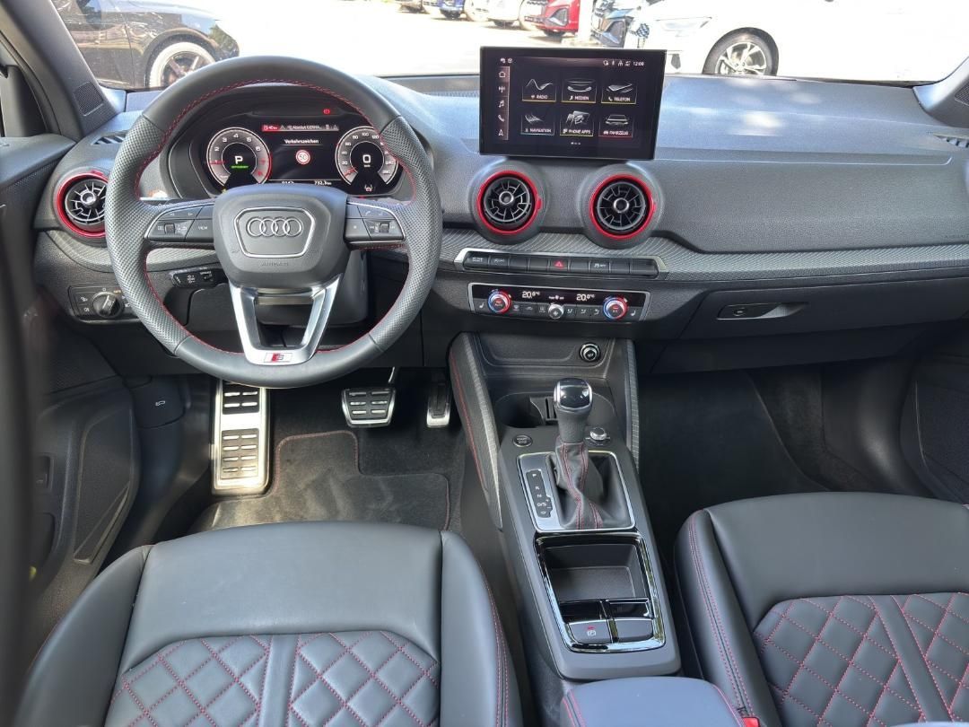 Fahrzeugabbildung Audi Q2 35 1.5 TFSI S-Line AHK,LED,Leder,Navi,SHZ,ACC