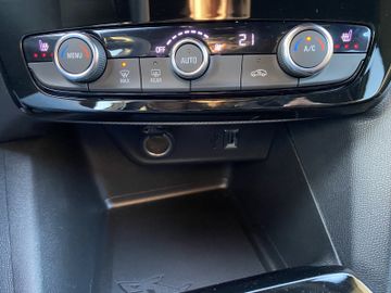 Bild 21 Opel Mokka GS 1.2 NAVI/SHZ+LHZ/PDC vo+hi+CAM