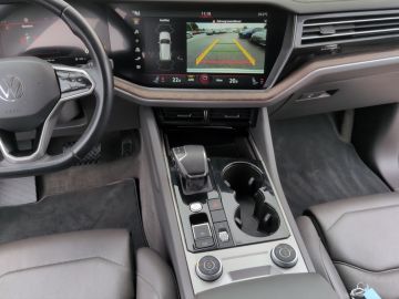 Volkswagen Touareg - 7