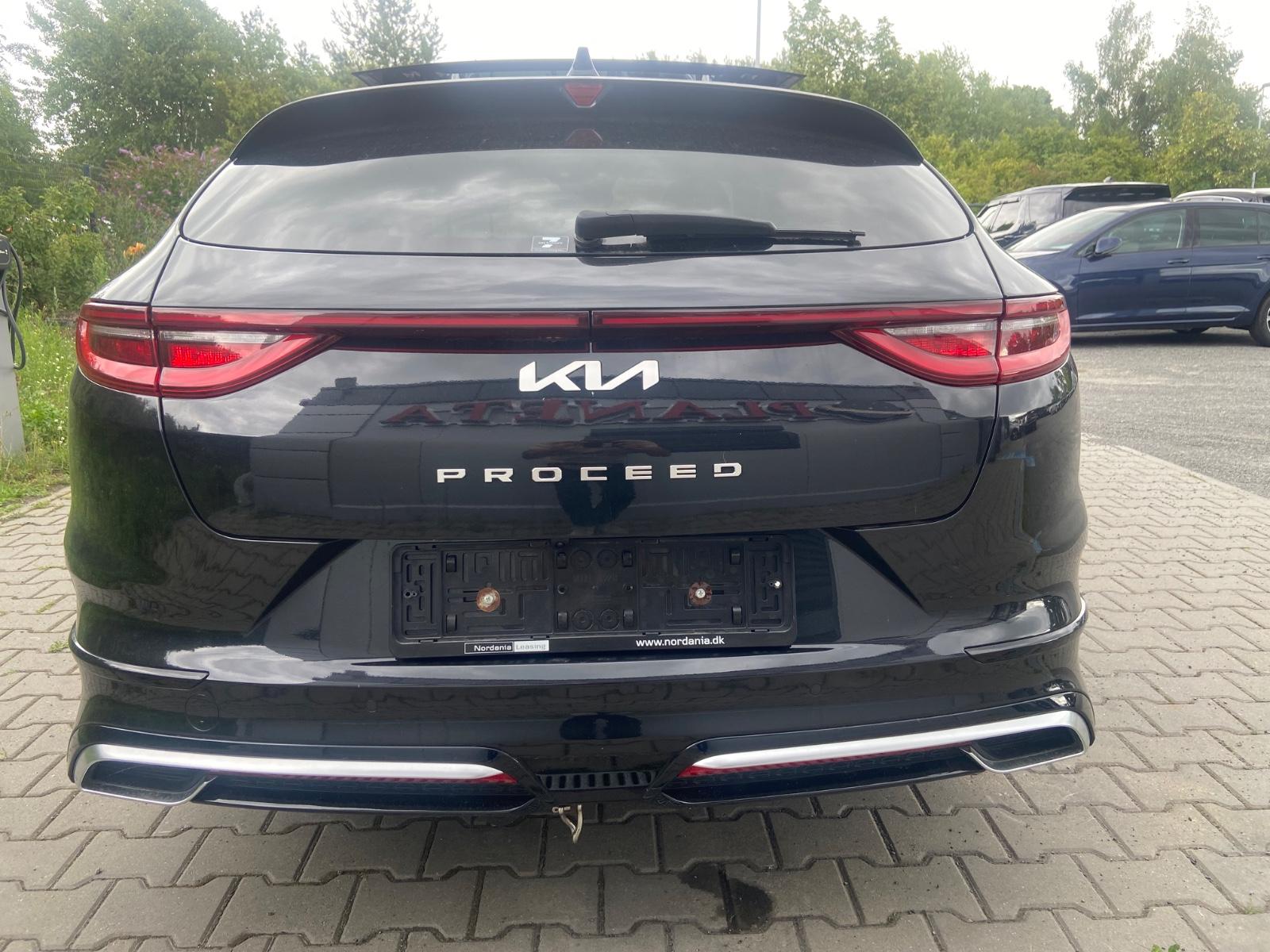 Kia pro cee'd / ProCeed