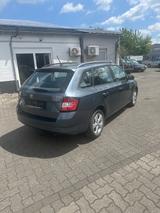 Skoda Fabia 1.0l MPI 55kW Ambition Combi Ambition - Skoda in Herne