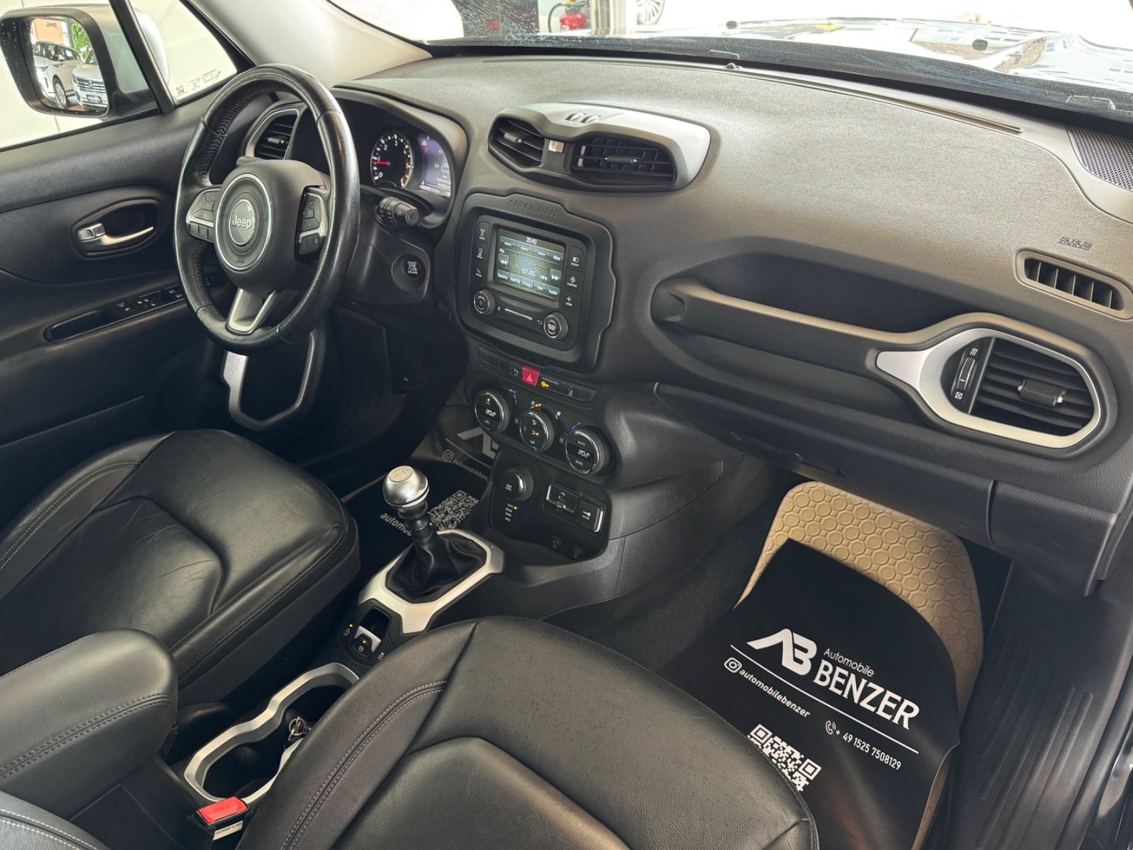 Fahrzeugabbildung Jeep Renegade Limited Adv. Ed. 4x4/LEDER/AHK/KLIMA/SH