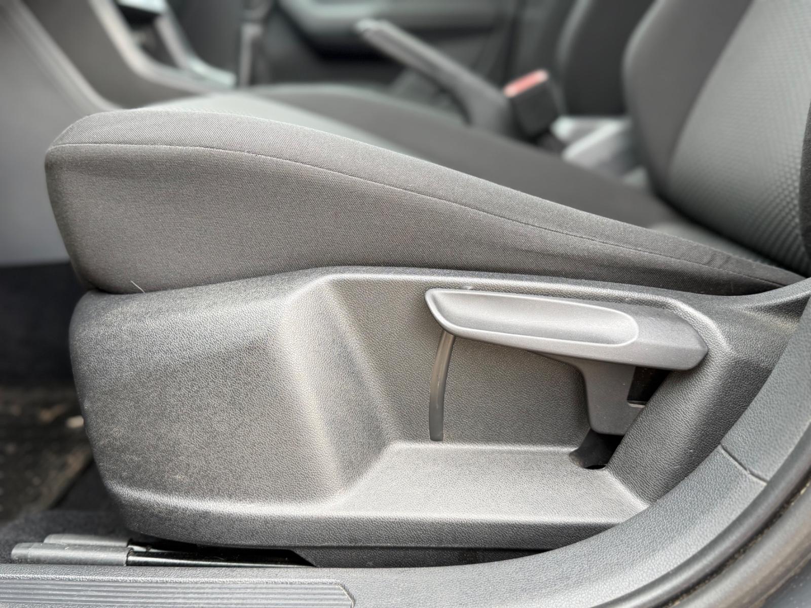 Volkswagen T-Cross Basis