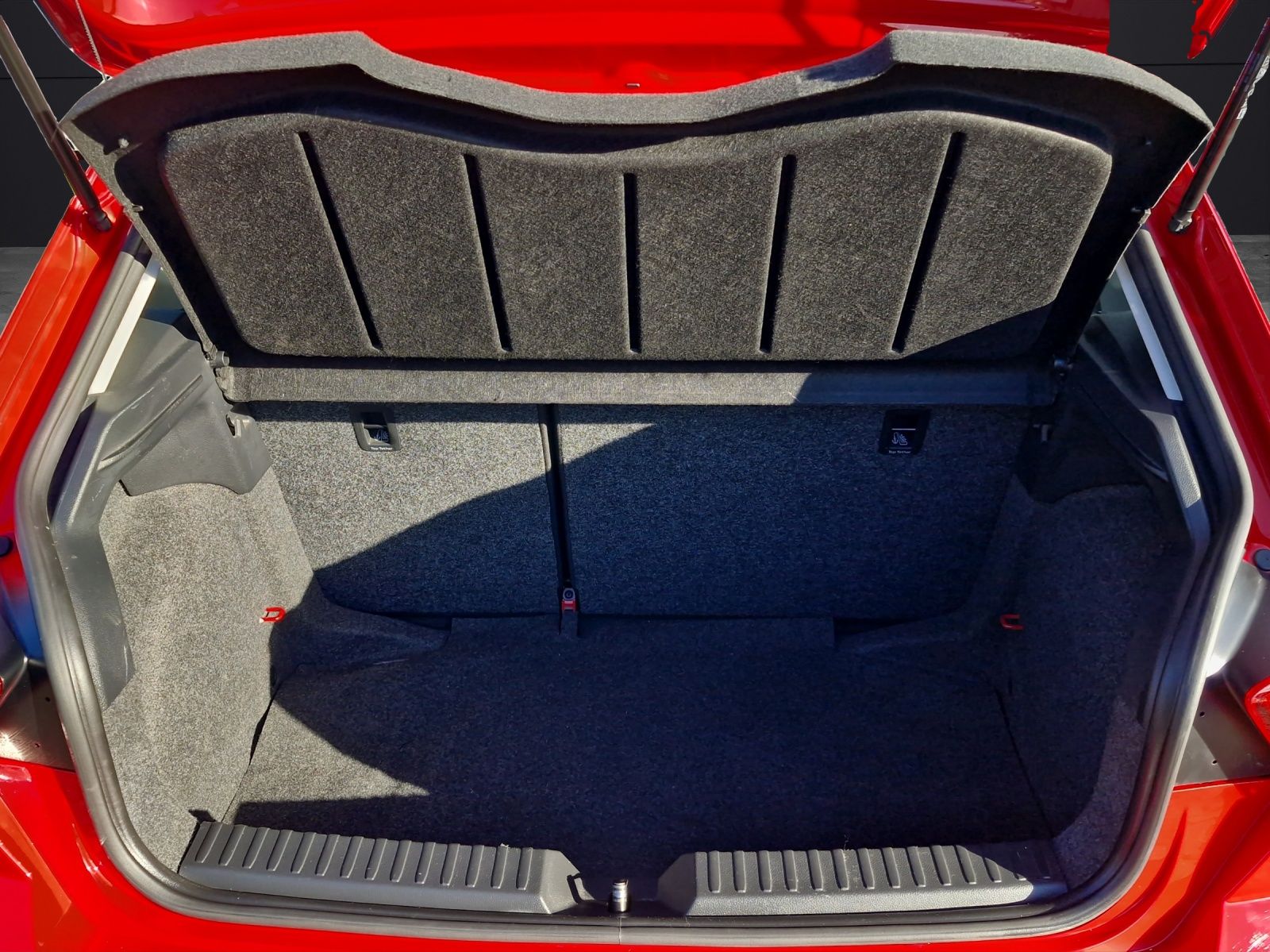 Fahrzeugabbildung SEAT Ibiza Reference 1.0 MPI LED KLIMA