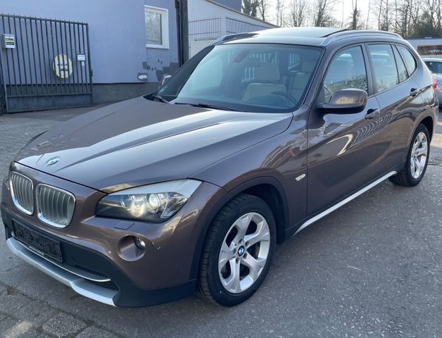 BMW X1 20 d xDrive+NAVI+LEDER+PANORAMA+XENON+PDC+