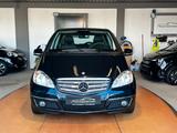 Mercedes-Benz A 160 Avantgarde TEILLEDER/SHZ/PDC/ECO-MODUS - Mercedes-Benz A 160: Avantgarde