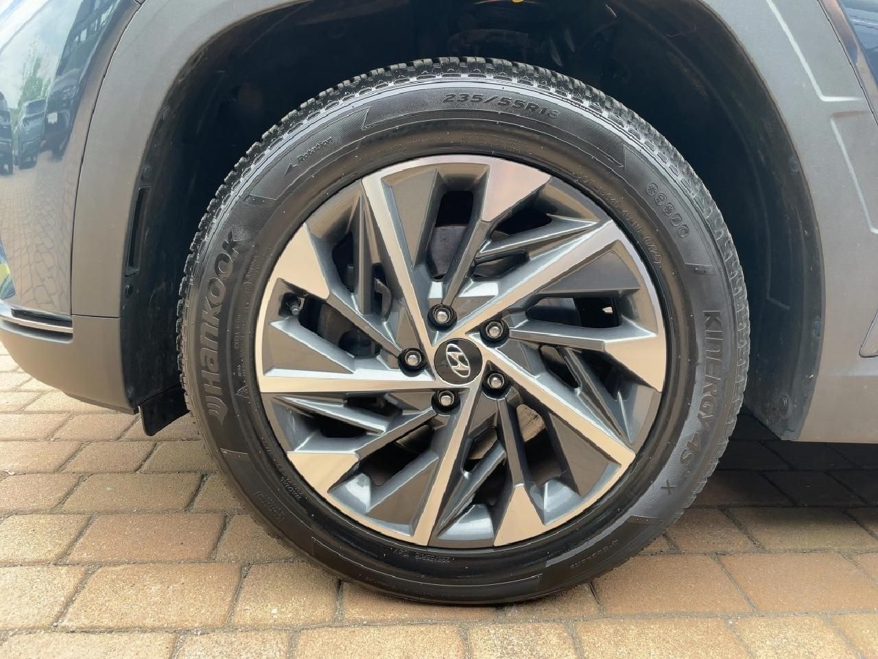 Fahrzeugabbildung Hyundai TUCSON Trend + Navi-Paket + Assistenz-Paket