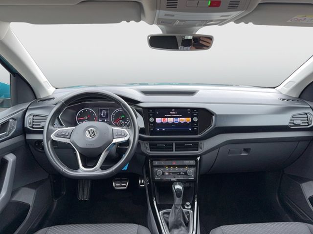 T-Cross UNITED 1.0 TSI DSG REAR VIEW R-LINE LED